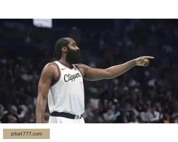 NBA官方重罚里德五万美元因质疑火箭比赛裁判判罚公正性引发争议
