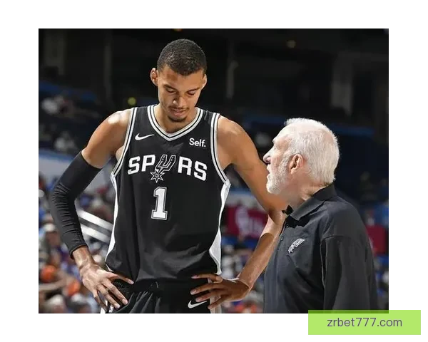 文班亚马单场狂砍41分创赛季新高八分四十秒完成NBA最快两双